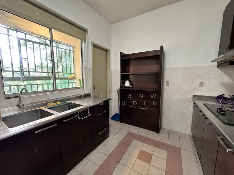 Condominium for Rent at De Rozelle - Khairil Anwar Sirajudin - Kitchen - PropertyGuru.com.my