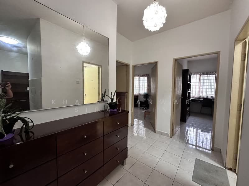 Condominium for Rent at De Rozelle - Khairil Anwar Sirajudin - Corridor - PropertyGuru.com.my