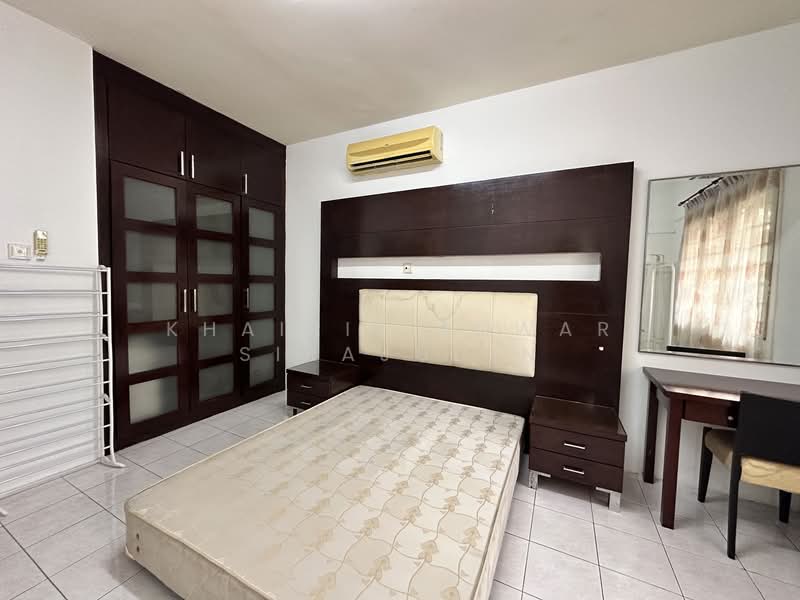 Condominium for Rent at De Rozelle - Khairil Anwar Sirajudin - Bedroom - PropertyGuru.com.my