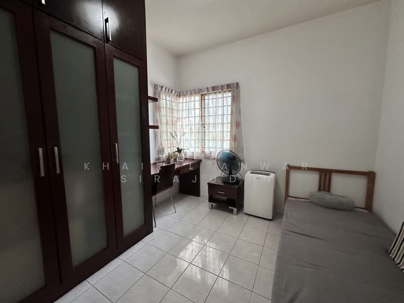 Condominium for Rent at De Rozelle - Khairil Anwar Sirajudin - Bedroom - PropertyGuru.com.my