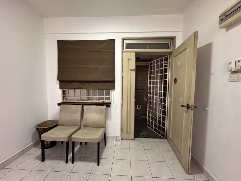 Condominium for Rent at De Rozelle - Khairil Anwar Sirajudin - Entrance - PropertyGuru.com.my