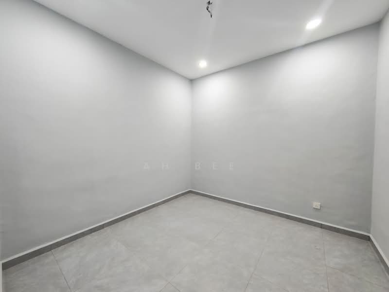 Rumah Teres 1 Tingkat untuk Dijual di Taman Perling (Perling) - Ah Bee - Interior - PropertyGuru.com.my