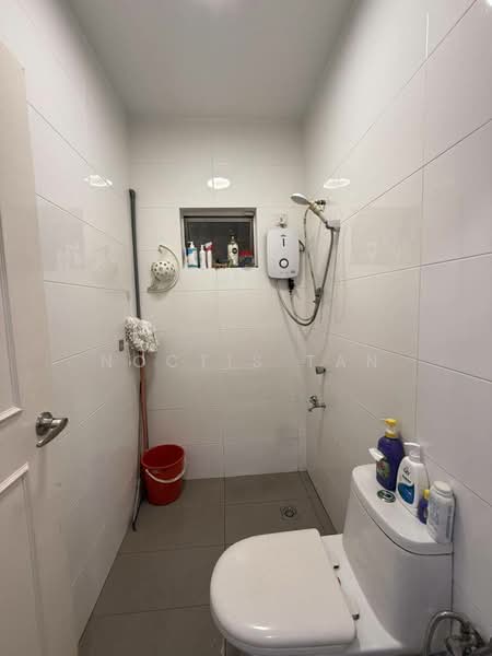 Rumah Teres 2 Tingkat untuk Dijual di Taman Impian Emas (Skudai) - Noctis Tan - Bathroom - PropertyGuru.com.my