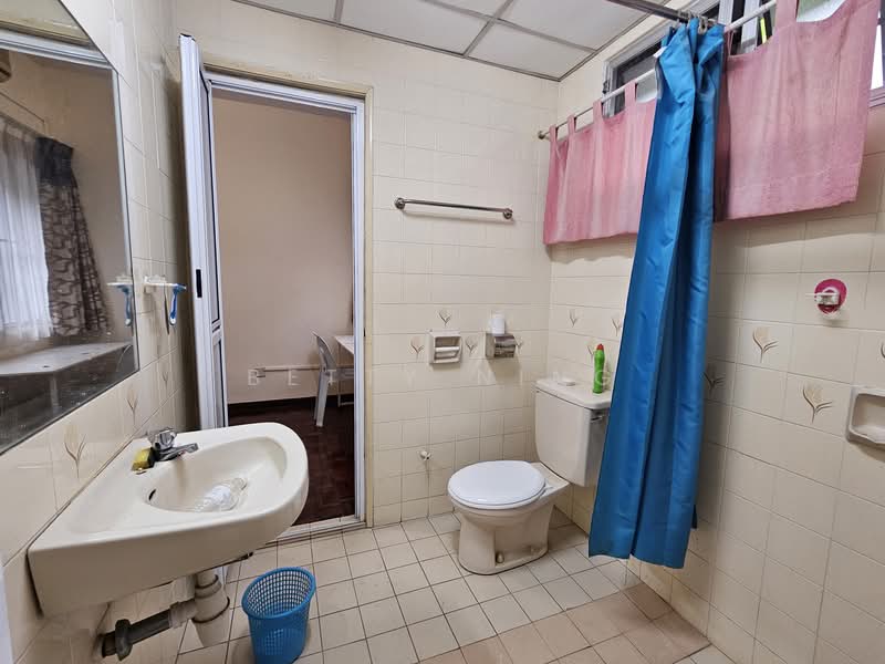Kondominium untuk Disewa di Tiara Damansara - Betty Ning - Bathroom - PropertyGuru.com.my