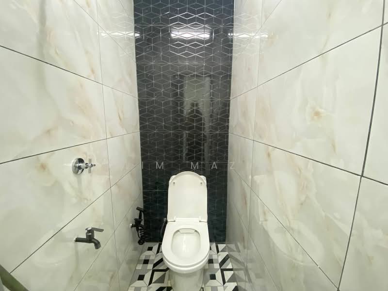 1-storey Terraced House for Sale in Taman Meru Indah (Kapar) - Halim Mazlan - Bathroom - PropertyGuru.com.my