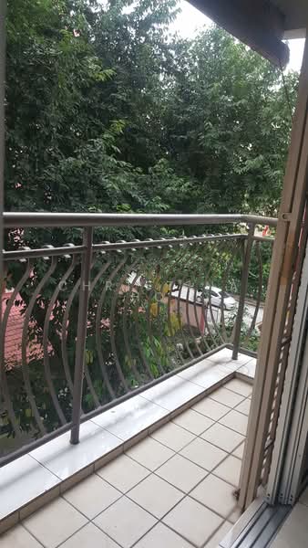 Pangsapuri untuk Disewa di Gembira Park - Christina Ho - Balcony - PropertyGuru.com.my