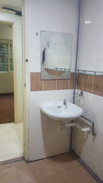 Apartment for Rent at Gembira Park - Christina Ho - Bathroom - PropertyGuru.com.my