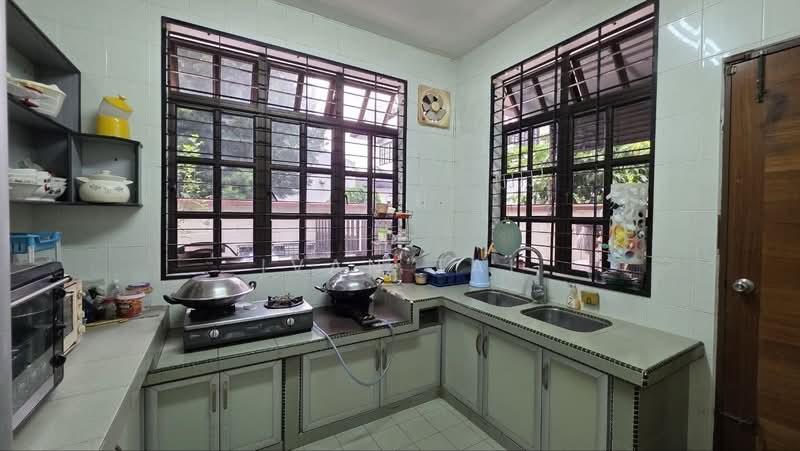 Bungalow for Sale in Taman Golf (Ipoh) - Ivan Tai - PropertyGuru.com.my