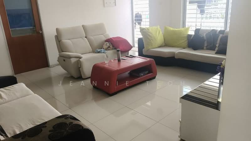 Kondominium untuk Dijual di Platinum Lake PV 16 - Jeannie Teoh - Living Room - PropertyGuru.com.my