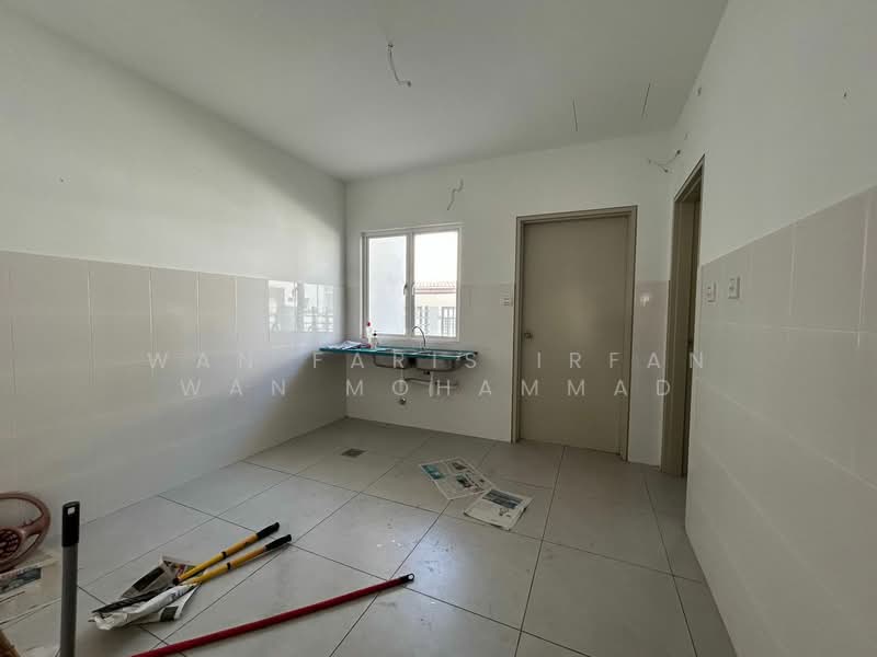 Rumah Teres 2 Tingkat untuk Dijual di Nilai Impian (Nilai) - Wan Faris Irfan Wan Mohammad - Kitchen - PropertyGuru.com.my