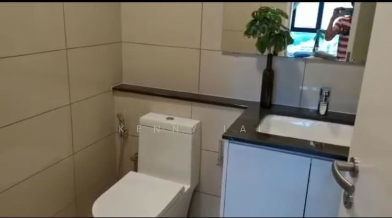 Servis Apartment untuk Disewa di The Park Sky Residence - Kenny Lai - Bathroom - PropertyGuru.com.my