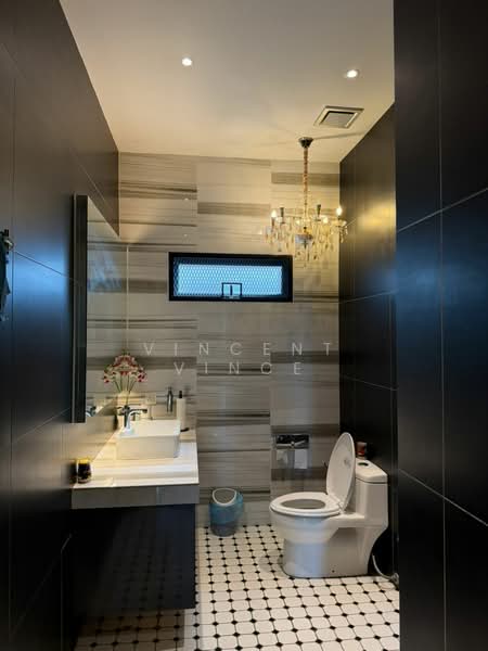 3-storey Terraced House for Sale in Taman Juara Jaya (Cheras) - Vincent Vince - Bathroom - PropertyGuru.com.my