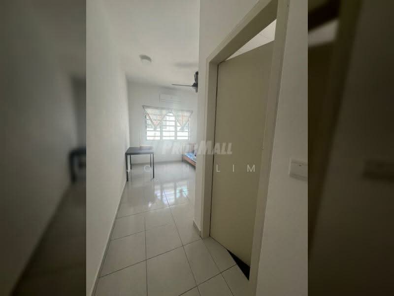 2-storey Terraced House for Rent in Shah Alam (Selangor) - John Lim - Corridor - PropertyGuru.com.my