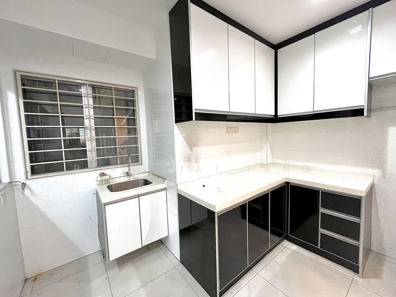 Condominium for Sale at Paradesa Tropika II - Peng Kiat Tang - Kitchen - PropertyGuru.com.my