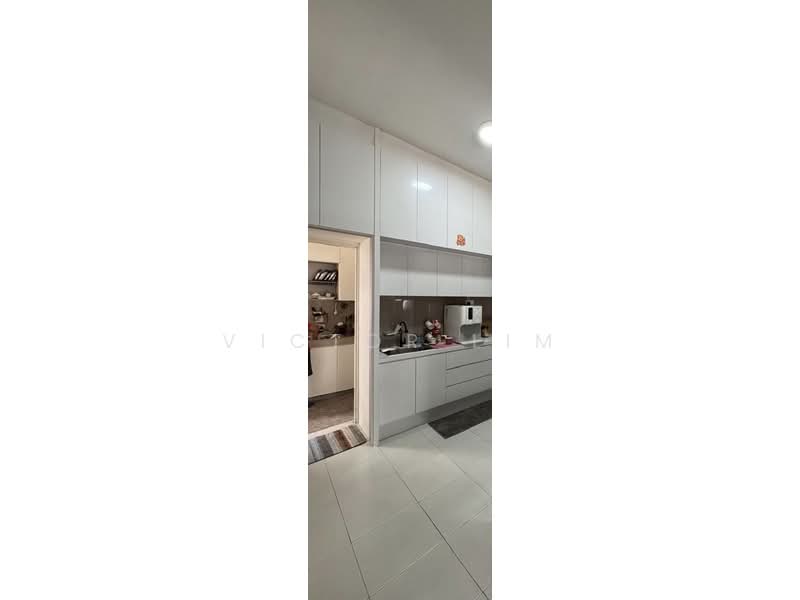 Rumah Teres 2 Tingkat untuk Dijual di Taman Gaya (Ulu Tiram) - Victor Lim - Kitchen - PropertyGuru.com.my