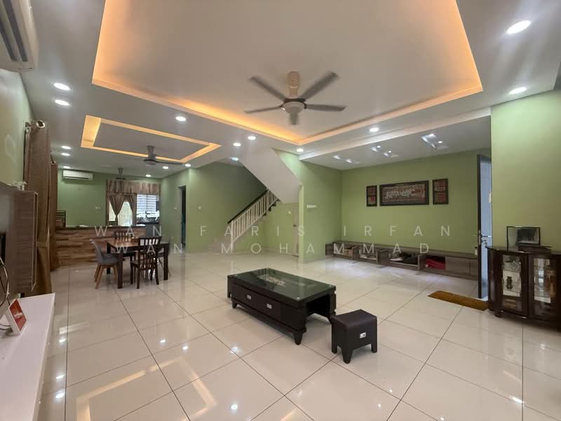 2-storey Terraced House for Sale in Kajang (Selangor) - Wan Faris Irfan Wan Mohammad - Living Room - PropertyGuru.com.my
