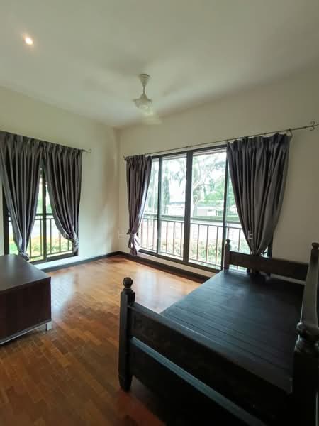 Rumah Berkembar untuk Dijual di Leisure Farm (Gelang Patah) - Michelle He - Bedroom - PropertyGuru.com.my