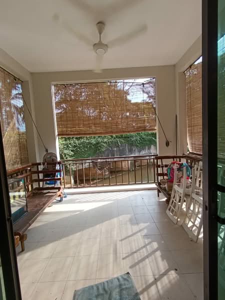 Rumah Berkembar untuk Dijual di Leisure Farm (Gelang Patah) - Michelle He - Balcony - PropertyGuru.com.my