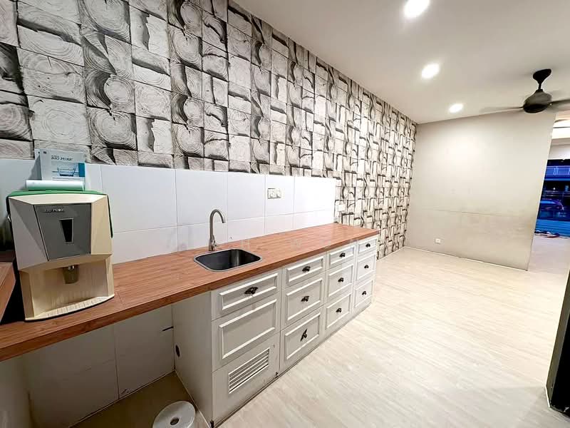 Rumah Teres untuk Dijual di Masai (Johor) - Rich Wong - Kitchen - PropertyGuru.com.my