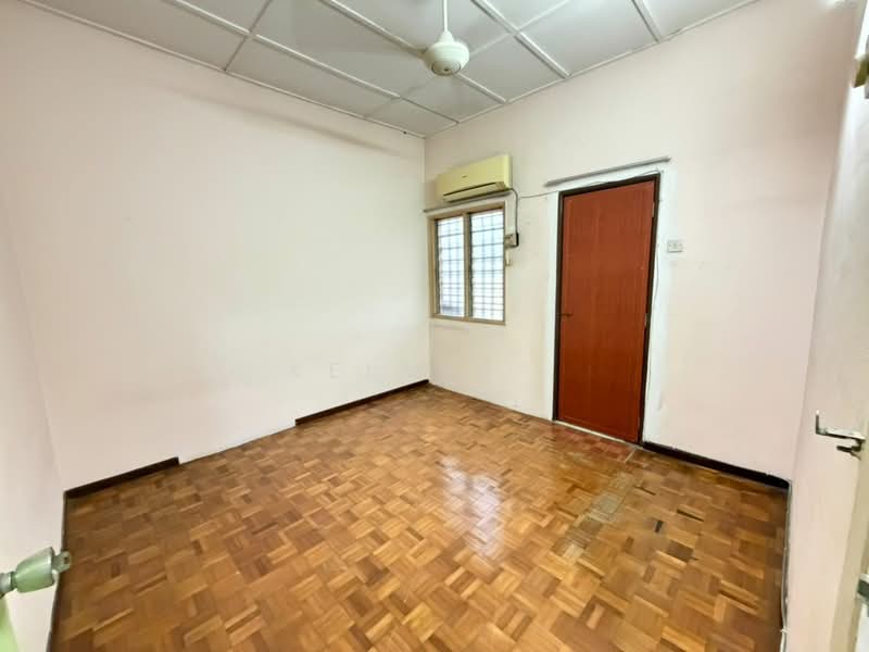 2-storey Terraced House for Sale in Bandar Baru Kundang (Rawang) - Kelvin . - Interior - PropertyGuru.com.my