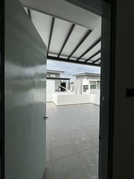 Semi-Detached House for Sale in Bandar Bukit Raja (Klang) - Leemini Lee - Exterior - PropertyGuru.com.my