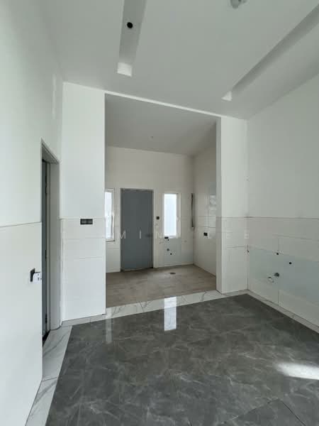Semi-Detached House for Sale in Bandar Bukit Raja (Klang) - Leemini Lee - Interior - PropertyGuru.com.my