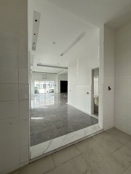Semi-Detached House for Sale in Bandar Bukit Raja (Klang) - Leemini Lee - Interior - PropertyGuru.com.my