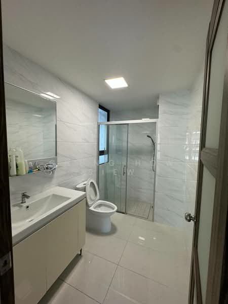 Kondominium untuk Disewa di Starview Bay @ Forest City - Chung How Siew - Bathroom - PropertyGuru.com.my