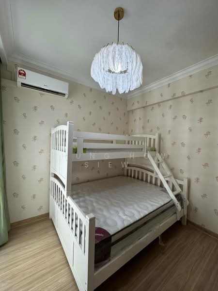 Kondominium untuk Disewa di Starview Bay @ Forest City - Chung How Siew - Bedroom - PropertyGuru.com.my