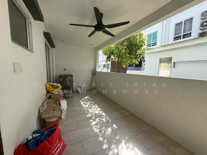 2-storey Terraced House for Sale in Cybersouth (Dengkil) - Wan Faris Irfan Wan Mohammad - Balcony - PropertyGuru.com.my