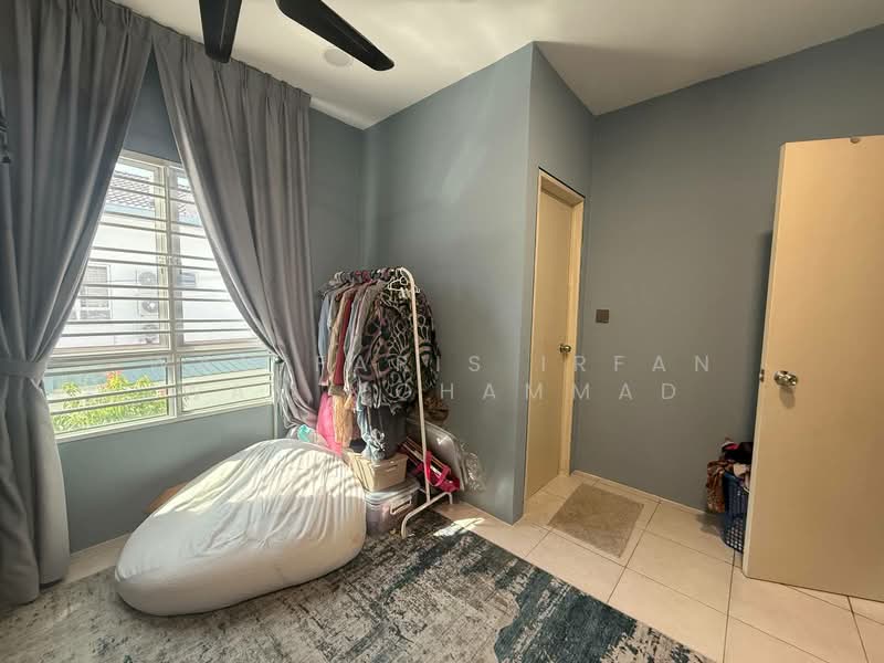 2-storey Terraced House for Sale in Cybersouth (Dengkil) - Wan Faris Irfan Wan Mohammad - Bedroom - PropertyGuru.com.my