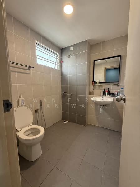 2-storey Terraced House for Sale in Cybersouth (Dengkil) - Wan Faris Irfan Wan Mohammad - Bathroom - PropertyGuru.com.my