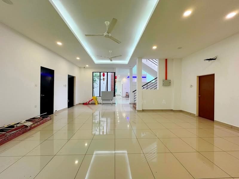 Rumah Banglo untuk Dijual di Taman Klang Jaya (Klang) - Penny Chia - Living Room - PropertyGuru.com.my