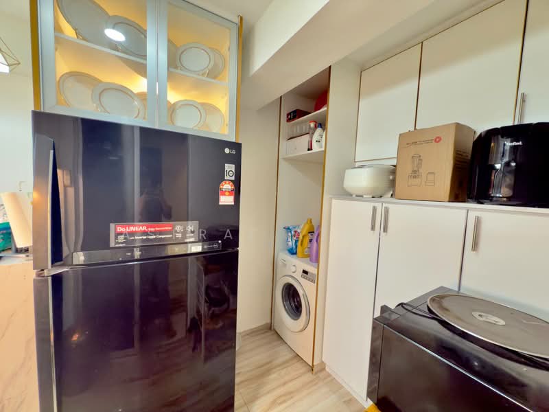 Condominium for Sale at Danau Idaman - Ashraf Azwan - Kitchen - PropertyGuru.com.my