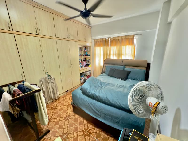 Condominium for Sale at Danau Idaman - Ashraf Azwan - Bedroom - PropertyGuru.com.my