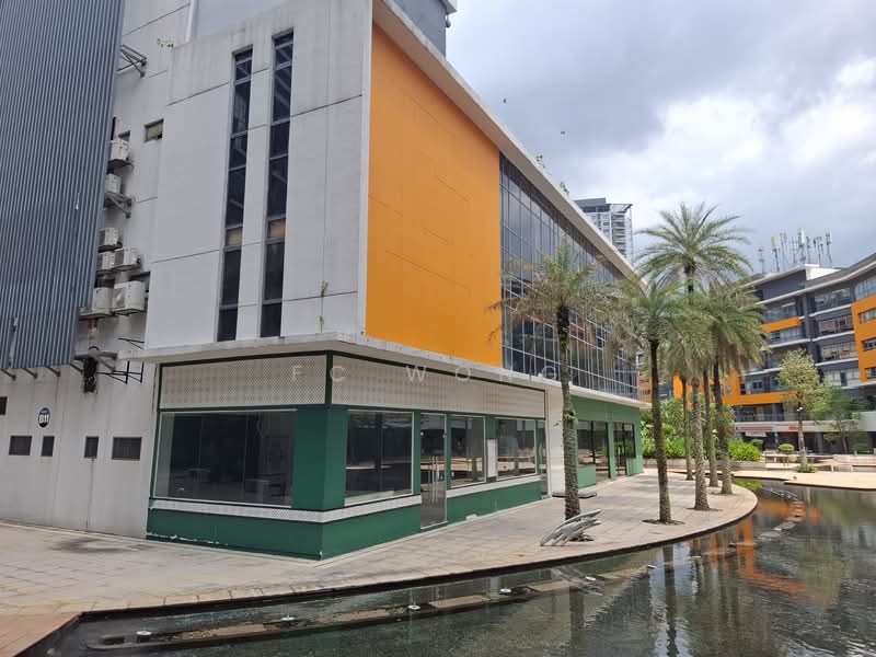 Kedai untuk Disewa di Pusat Bandar Puchong (Puchong) - FC Wong - Setiawalk 4 Story Detach Shop With Lift - PropertyGuru.com.my