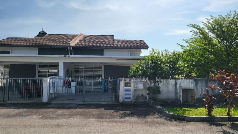 Semi-Detached House for Sale in Taman Seri Changgang (Tanjong Duabelas) - Ismi Muhammad - Exterior - PropertyGuru.com.my