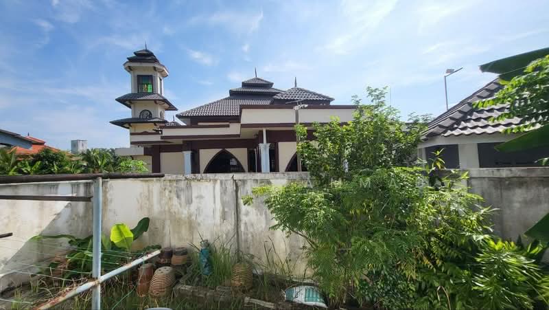 Semi-Detached House for Sale in Taman Seri Changgang (Tanjong Duabelas) - Ismi Muhammad - Exterior - PropertyGuru.com.my