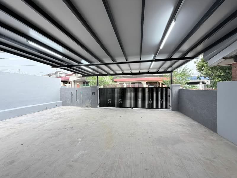Rumah Teres 1 Tingkat untuk Disewa di Taman Pelangi (Johor Bahru) - Alviss Tay - Exterior - PropertyGuru.com.my