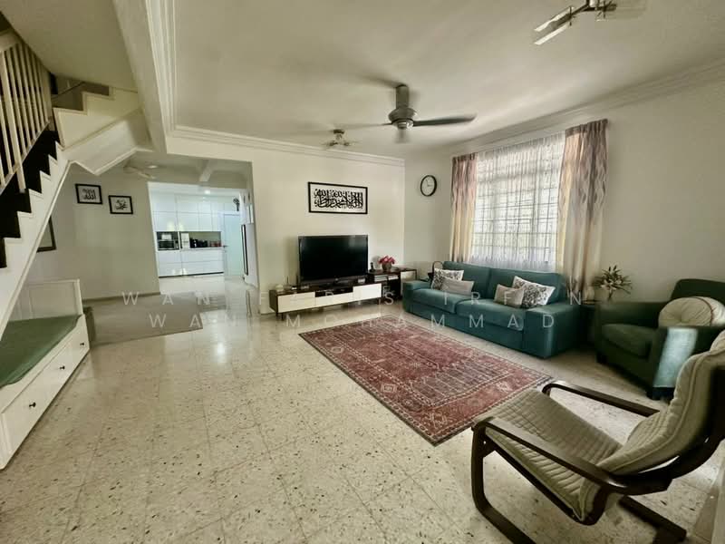 2-storey Terraced House for Sale in Taman Putra Perdana (Puchong) - Wan Faris Irfan Wan Mohammad - Living Room - PropertyGuru.com.my