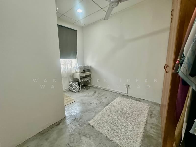 2-storey Terraced House for Sale in Taman Putra Perdana (Puchong) - Wan Faris Irfan Wan Mohammad - Bedroom - PropertyGuru.com.my