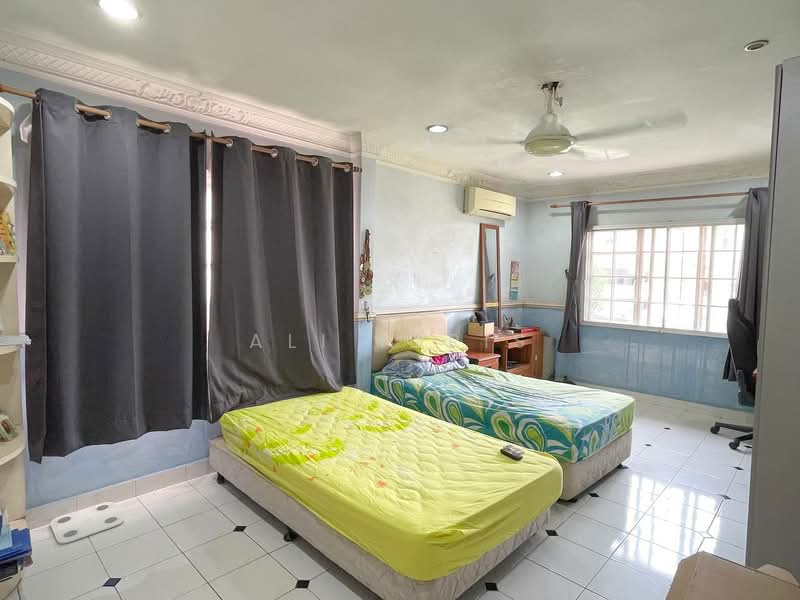 2-storey Terraced House for Sale in Seksyen 9 (Shah Alam) - Ali Idris - Bedroom - PropertyGuru.com.my