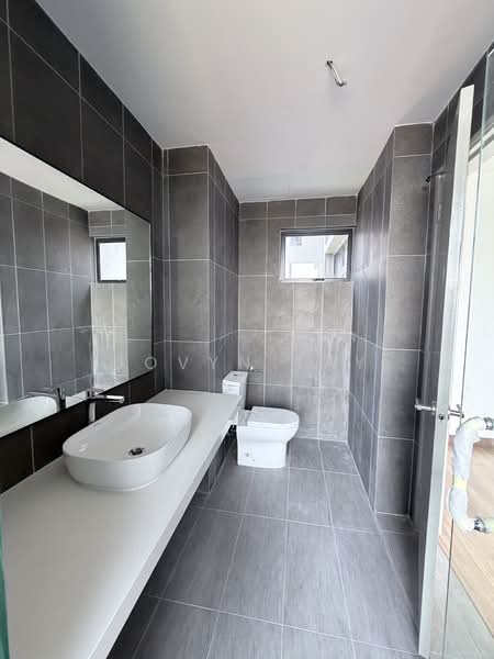 Servis Apartment untuk Dijual di Astoria Ampang - Jovyn Tay - Bathroom - PropertyGuru.com.my