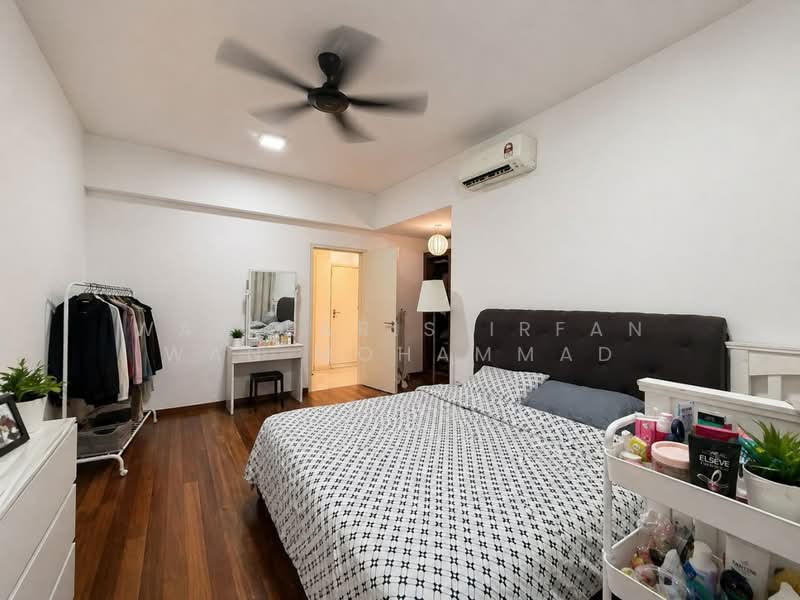 Service Residence for Sale at Renai Jelutong - Wan Faris Irfan Wan Mohammad - Bedroom - PropertyGuru.com.my