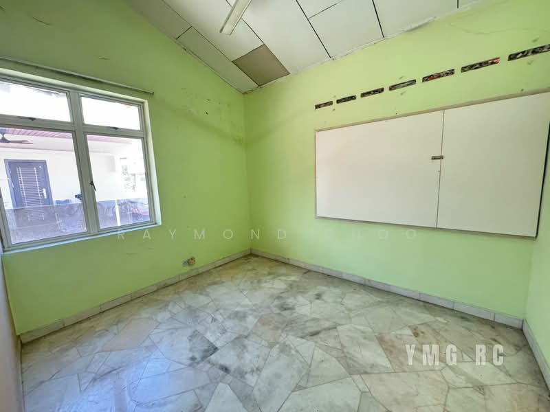 Semi-Detached House for Sale in Taman Klang Jaya (Klang) - Raymond Choo - Interior - PropertyGuru.com.my