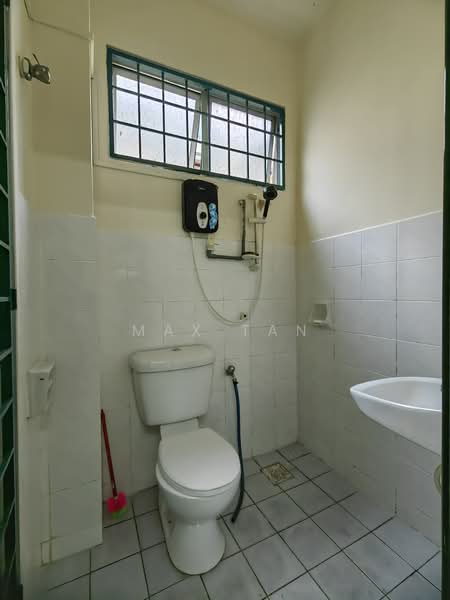 Rumah Teres 2 Tingkat untuk Dijual di Kota Damansara (Selangor) - Max Tan - Bathroom - PropertyGuru.com.my