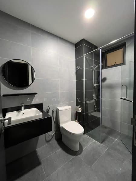 Servis Apartment untuk Disewa di Sunway Velocity TWO - Aaron Yeoh - Bathroom - PropertyGuru.com.my