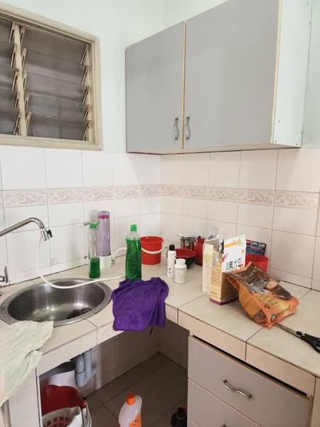 Rumah Flat untuk Dijual di Sri Begonia - Xindy Chia - Kitchen - PropertyGuru.com.my