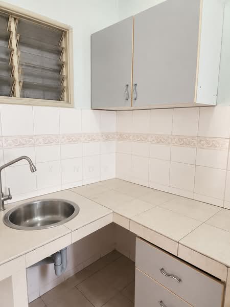Flat for Sale at Sri Begonia - Xindy Chia - Kitchen - PropertyGuru.com.my