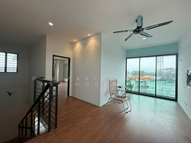 Rumah Teres 2.5 Tingkat untuk Dijual di Meru (Klang) - Wan Faris Irfan Wan Mohammad - Living Room - PropertyGuru.com.my